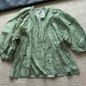 Mille blouse size small